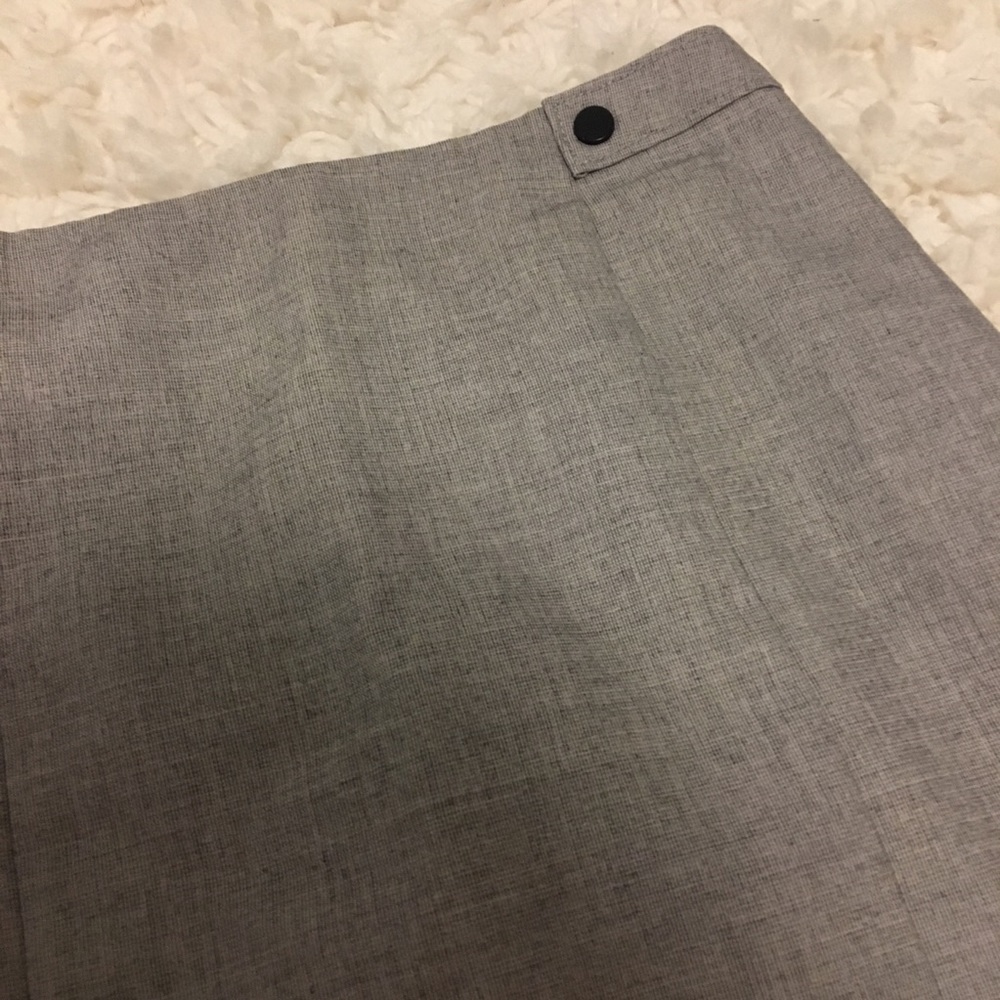 Mini Skirt - Picture 3 of 3